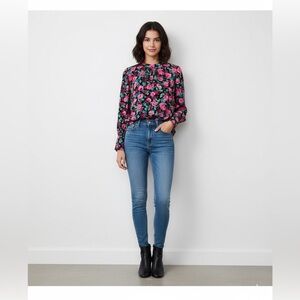 Elegant Floral Blouse - Pink and Green
